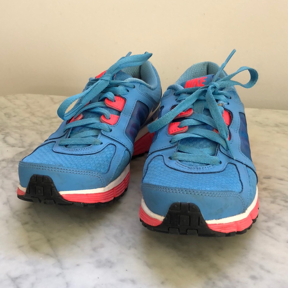 Nike Dual Fusion ST2